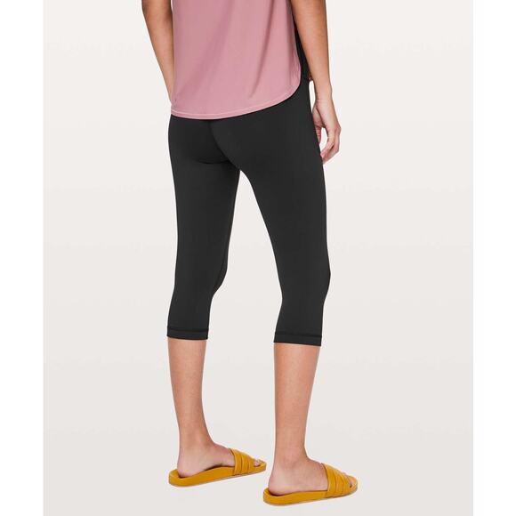 Lululemon High Rise Wunder Under 1/2 Tight Leggings in Black Women's Size 6‎ - Picture 2 of 7